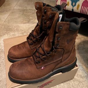 Redwing 400